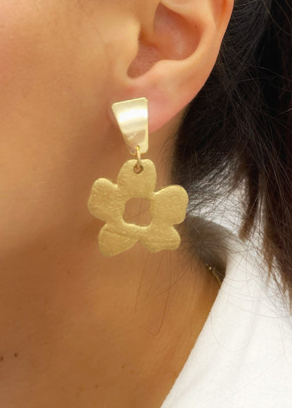 Pendientes Flor Galleta Dorados ORO02