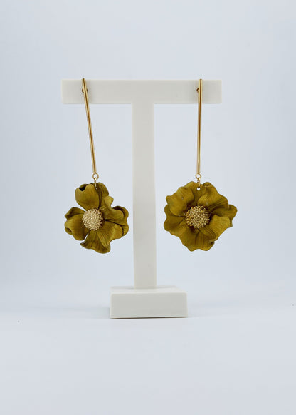 Pendientes Flores Vivas Dorados ORO03