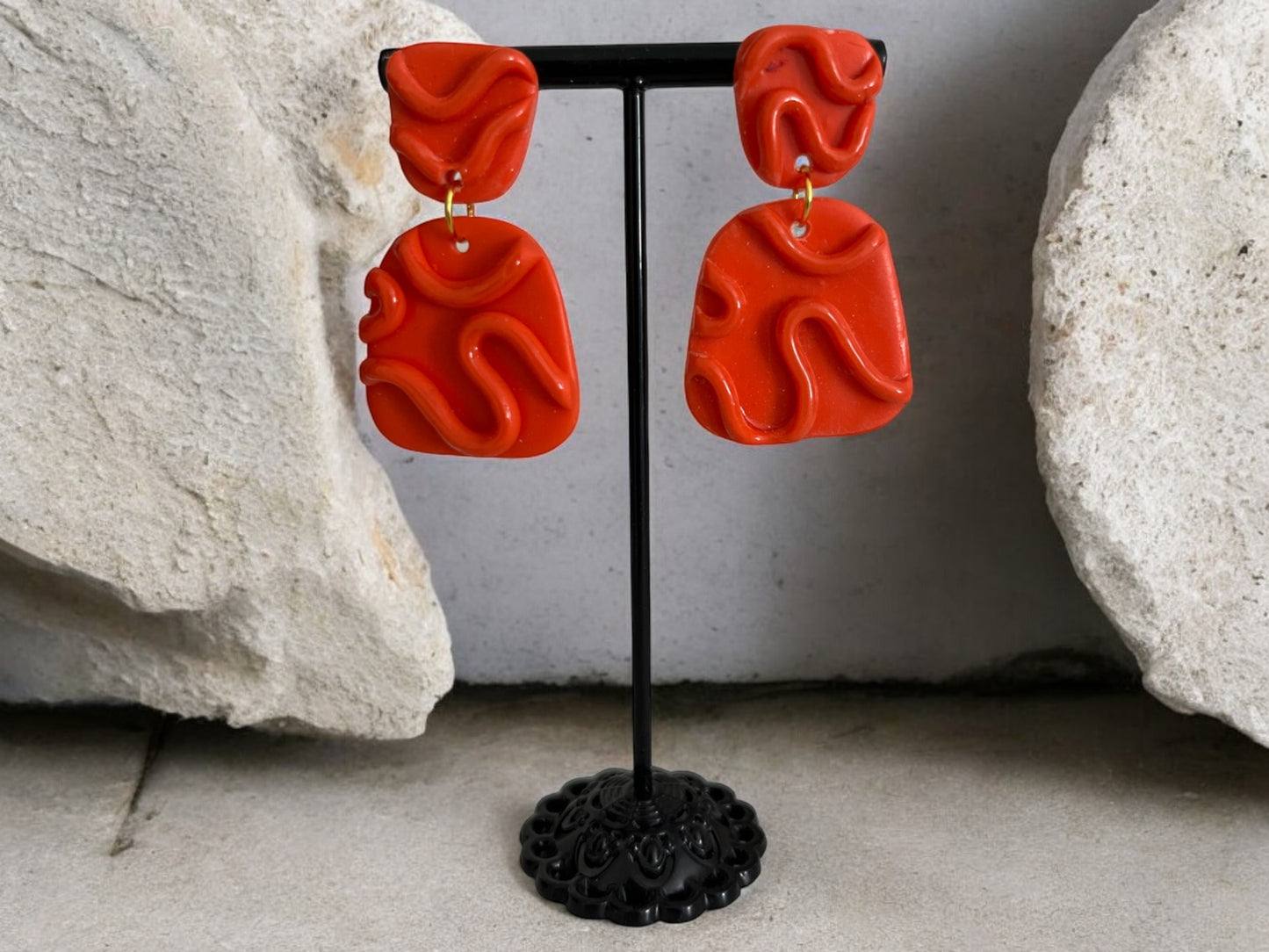 Pendientes color naranja con ondas OND02