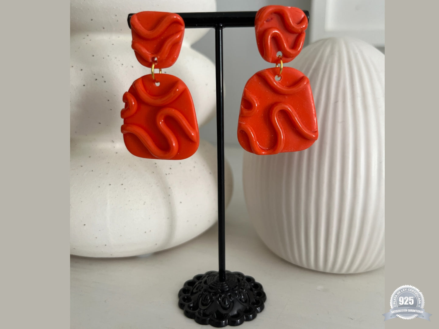 Pendientes color naranja con ondas OND02